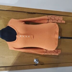 Nwt miss me rust crochet detailed waffle knit top
